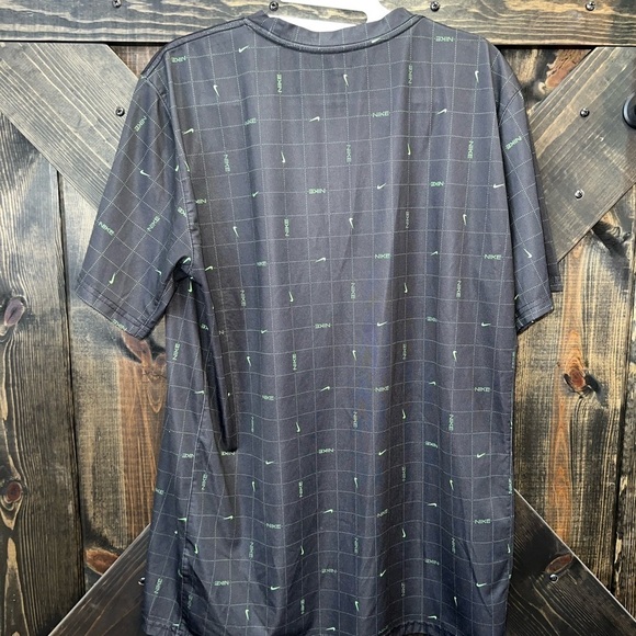 Nike Tee L Legend Printed Training Top Dri-Fit Black Green Logo Shirt - Picture 2 of 8